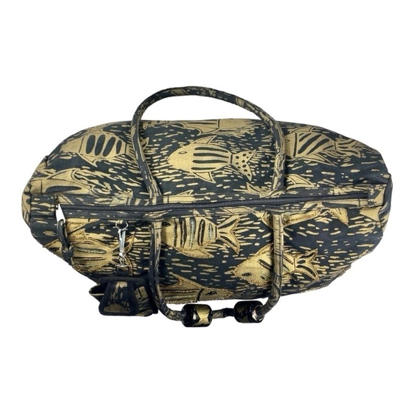 Fish design Travel bag, Overnight bag, Duffel style bag, Carry on Bag - Picture 3 of 16